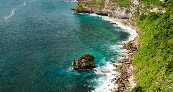 25 Tempat Wisata di Indonesia yang Lagi Hits 2025