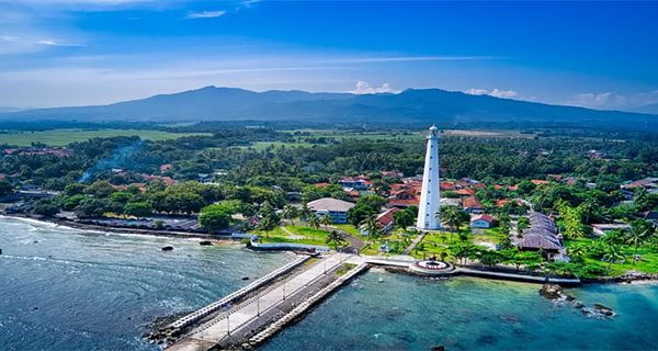 Pesona Destinasi Wisata Indonesia Kian Menarik Perhatian Wisatawan