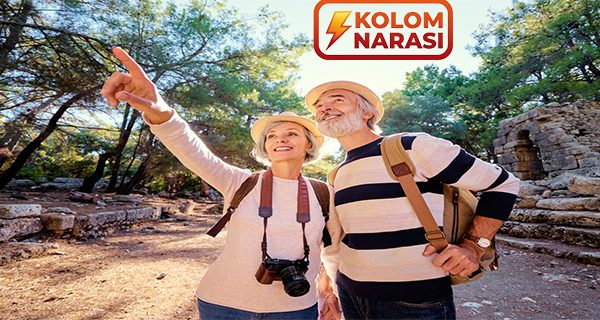 Tiga Wisatawan Lansia Asal Malaysia