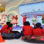 Wisatawan yang Berkunjung pada Hari Natal